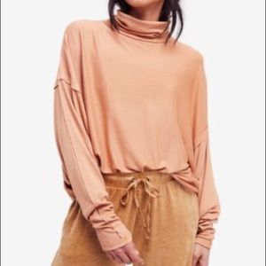 FREE PEOPLE DOLMAN SLEEVE TURTLENECK